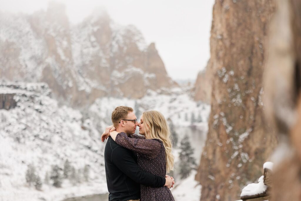 Winter engagement photos at Smith Rock